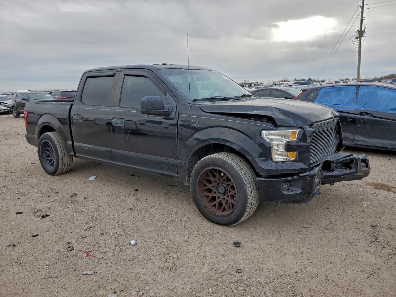 Ford F-150 Supercrew Image 2