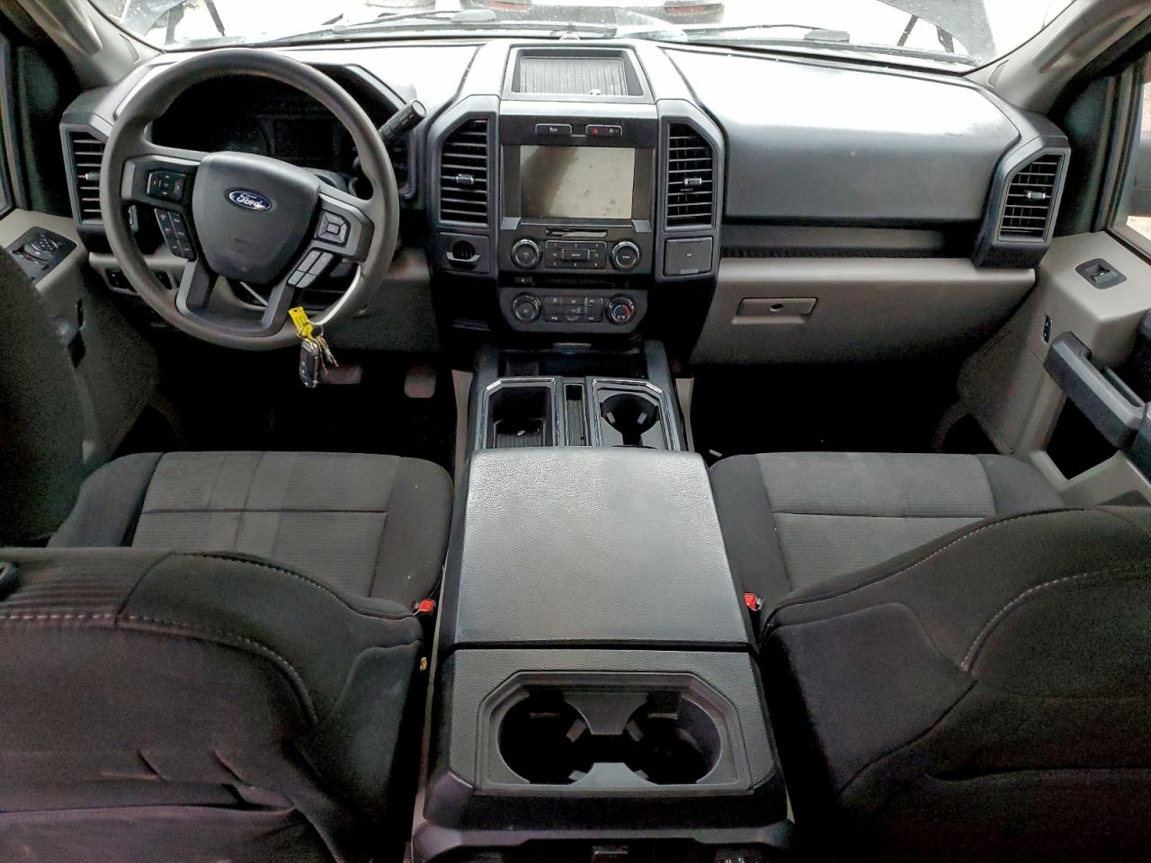 Ford F-150 Supercrew Image 11