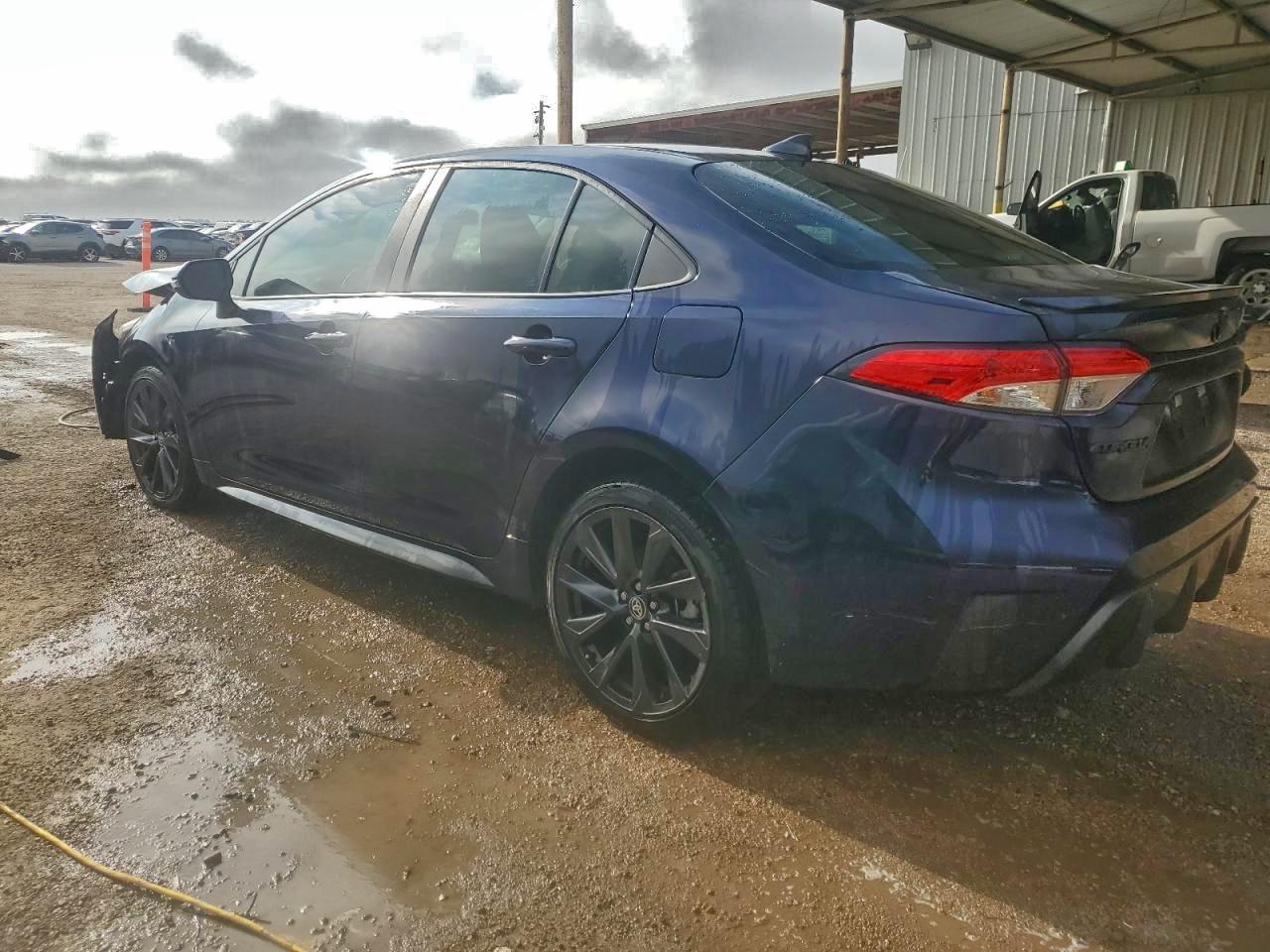 Toyota Corolla Se Image 3