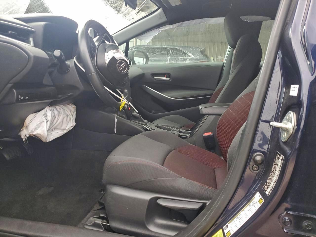 Toyota Corolla Se Image 6