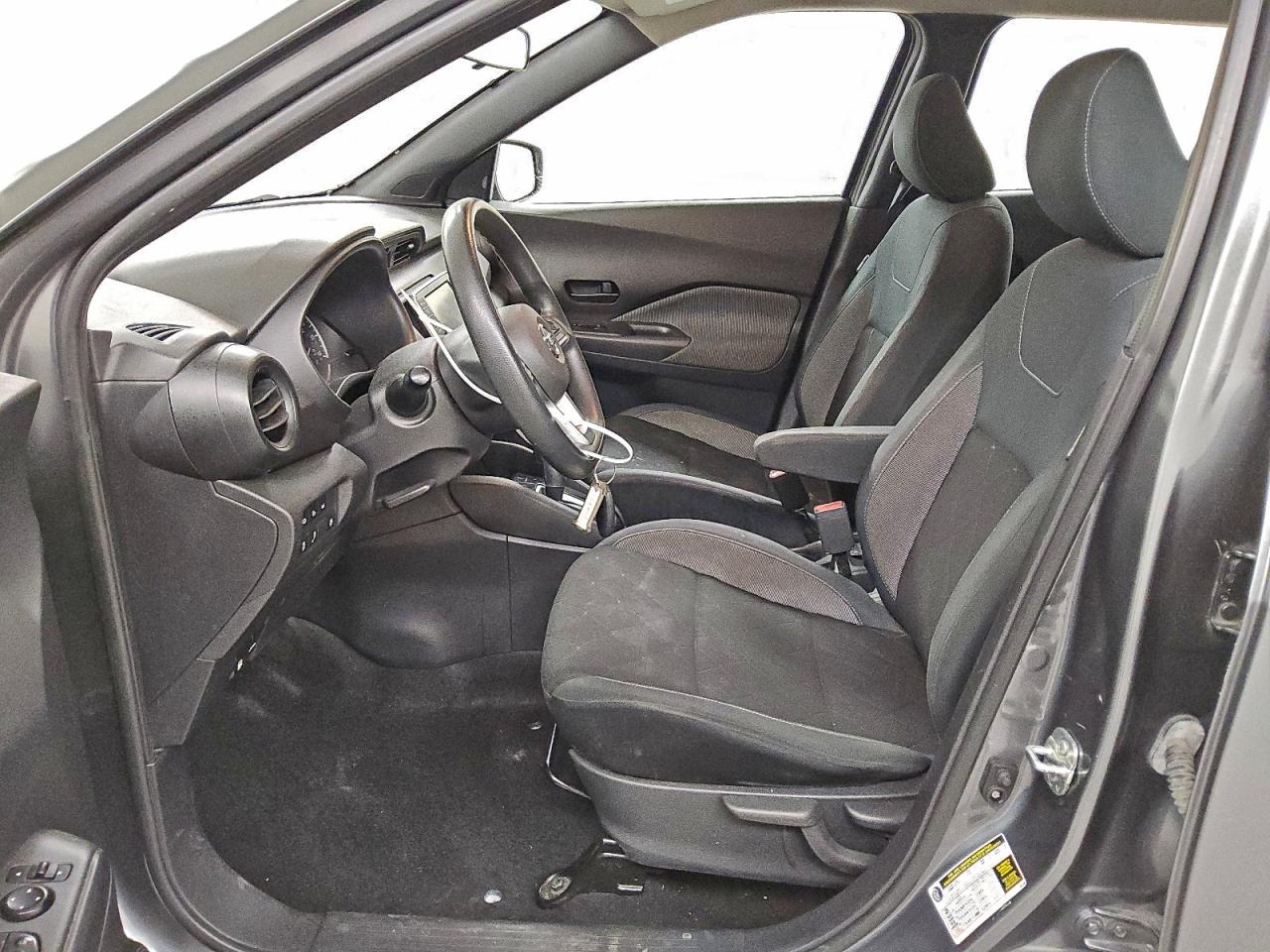 Nissan Kicks S Image 10