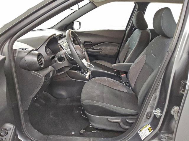 Nissan Kicks S Image 10