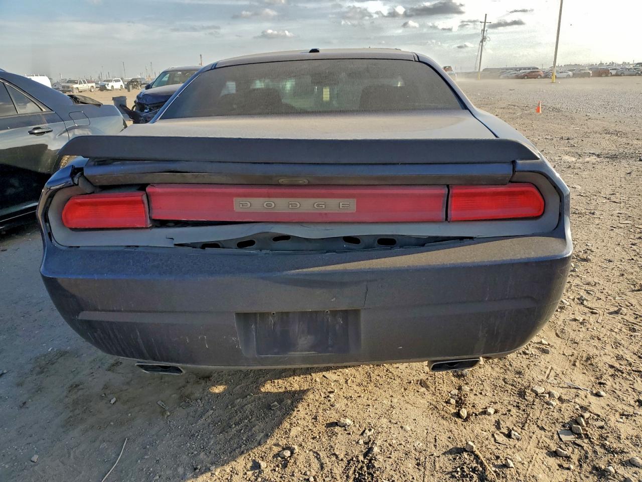 Dodge Challenger Sxt Image 5