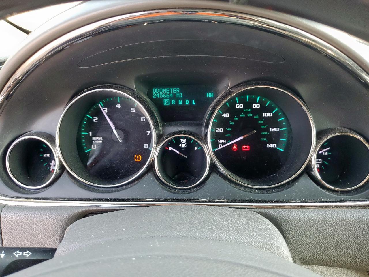 Buick Enclave Image 2