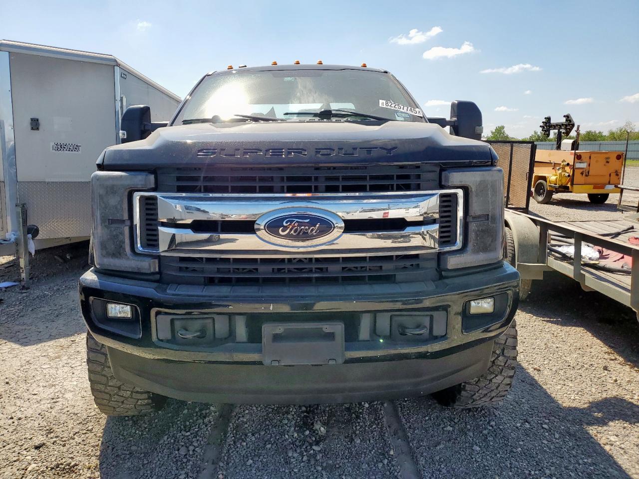 Ford F-250 Super Duty Image 8
