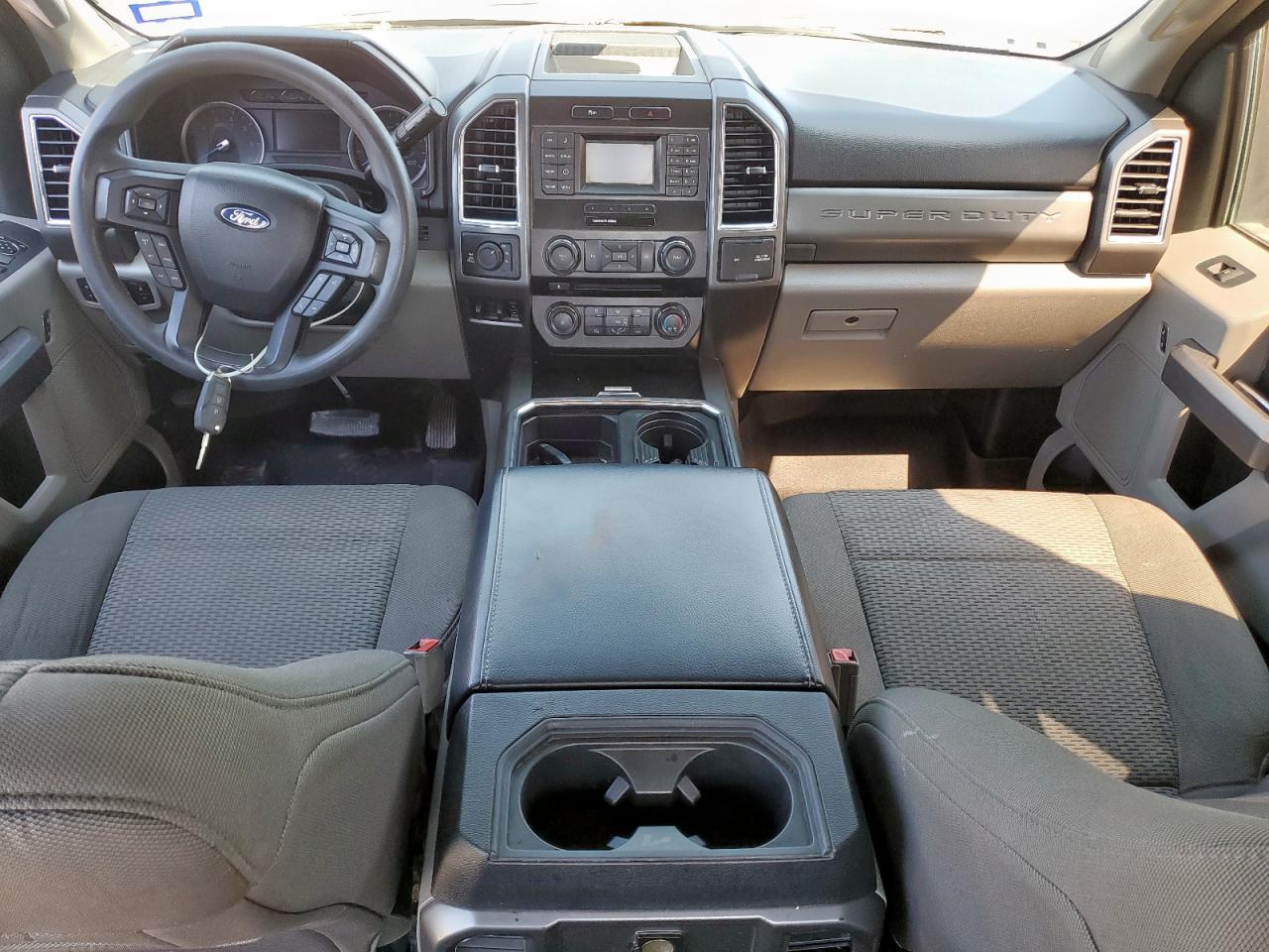 Ford F-250 Super Duty Image 6