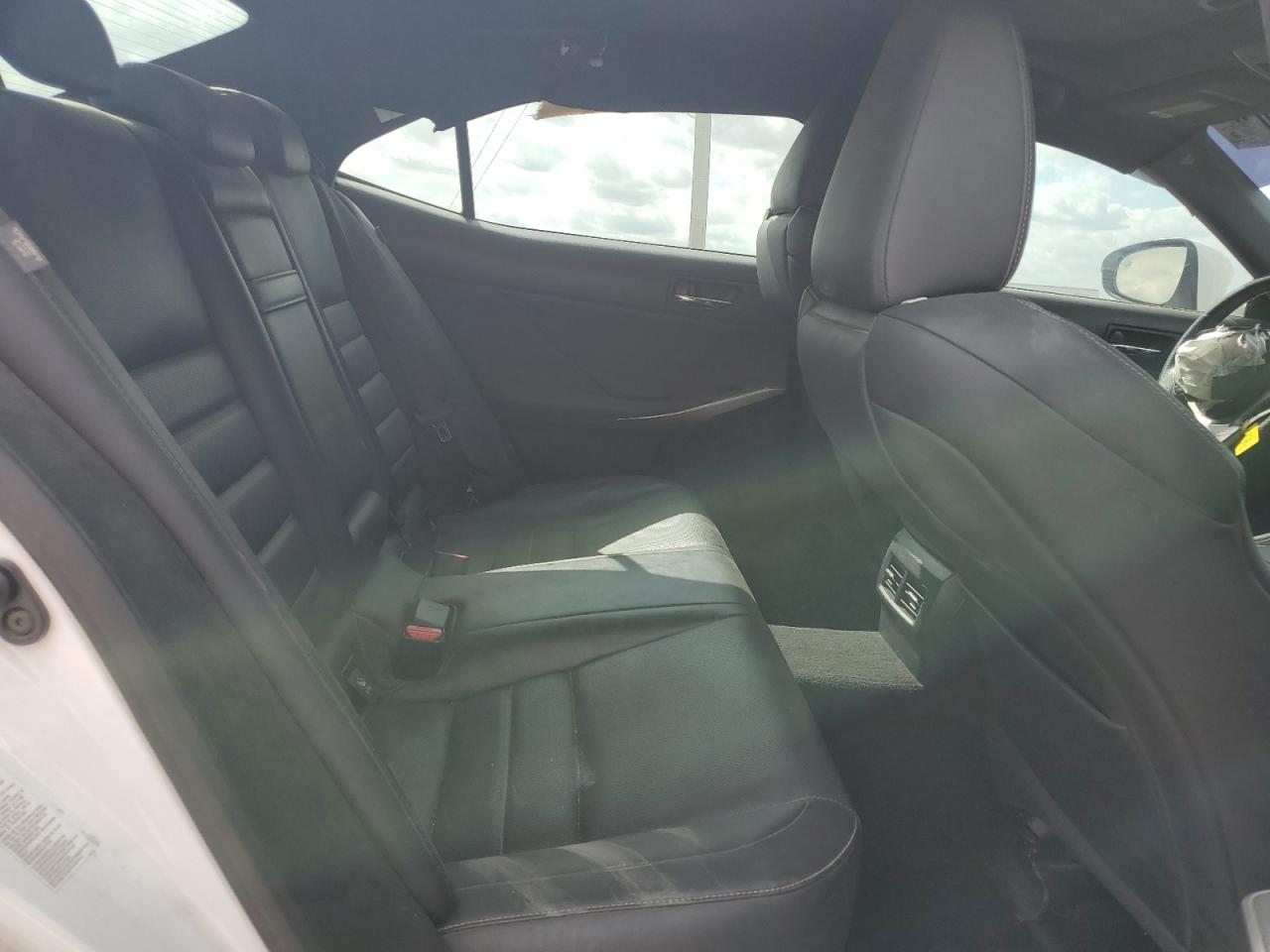 Lexus Is 250 Image 8