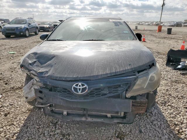 Toyota Camry L Image 7