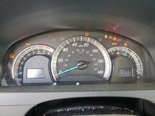 Toyota Camry L Image 2