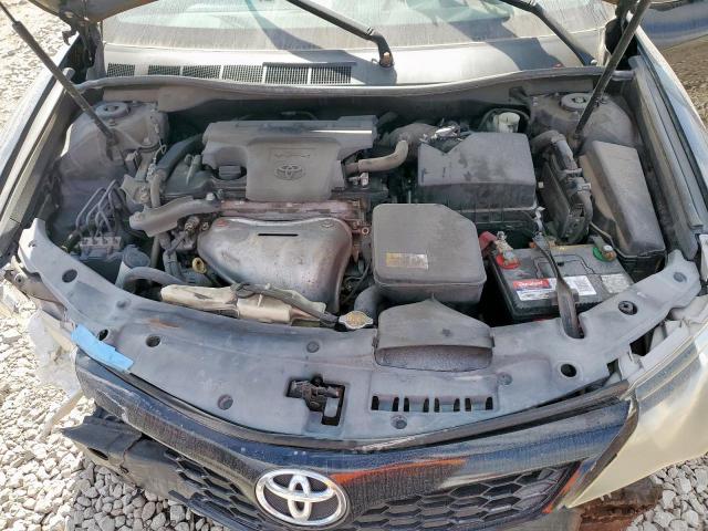 Toyota Camry L Image 8