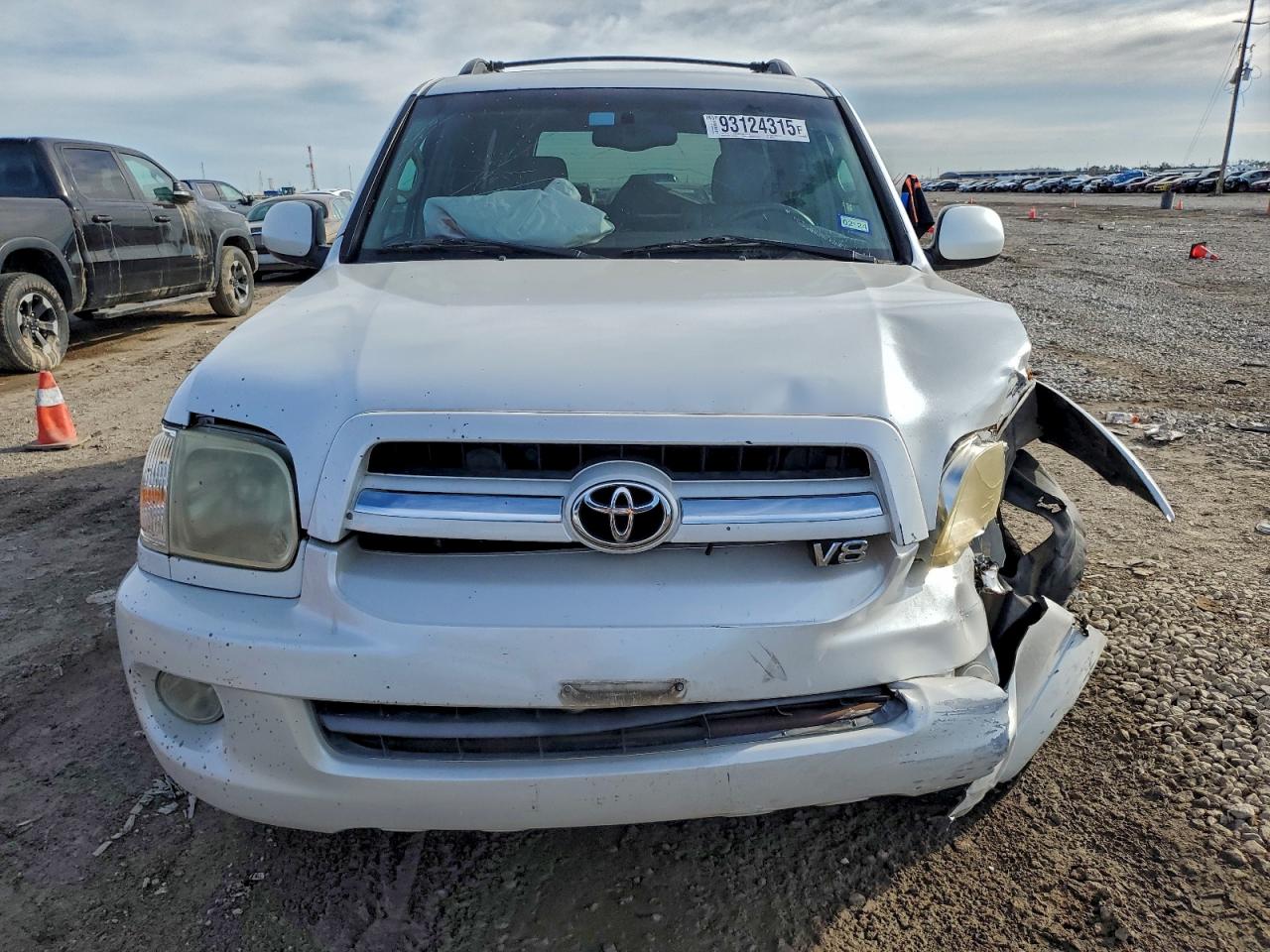 Toyota Sequoia Limited Image 8