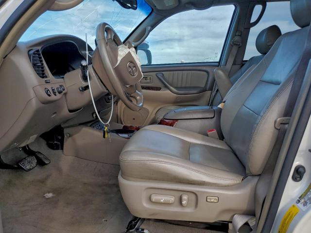 Toyota Sequoia Limited Image 3