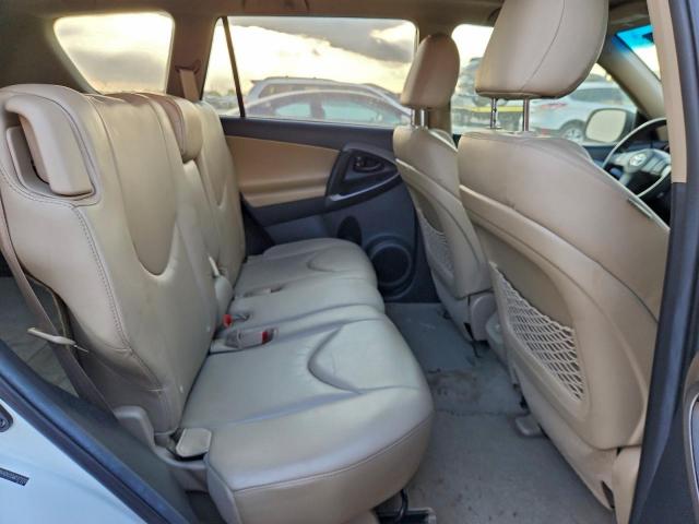 Toyota RAV4 Limited Image 7