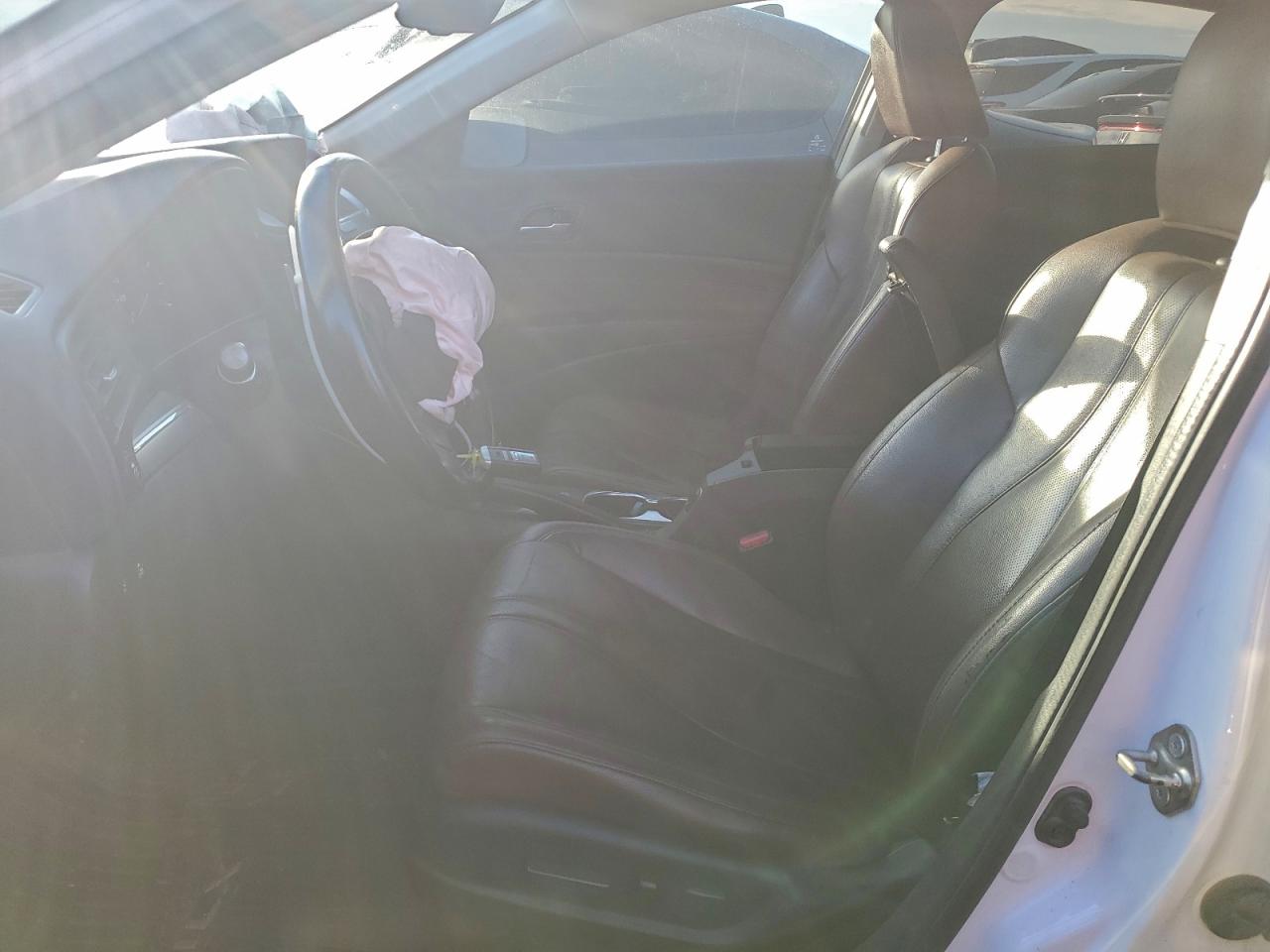 Acura ILX Premium Image 11