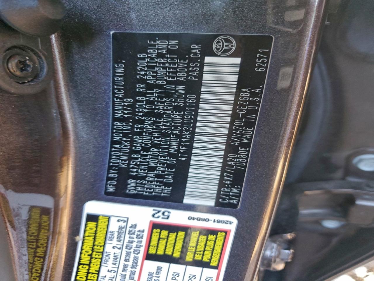 Toyota Camry Xle Image 3