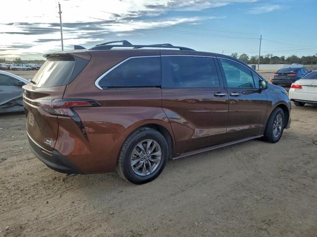 Toyota Sienna Xle Image 13