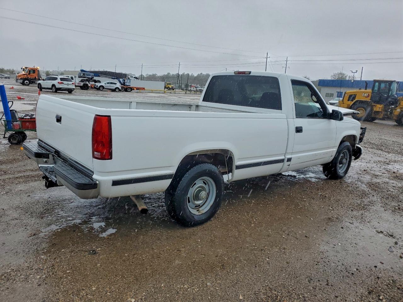 GMC Sierra C1500 Image 11