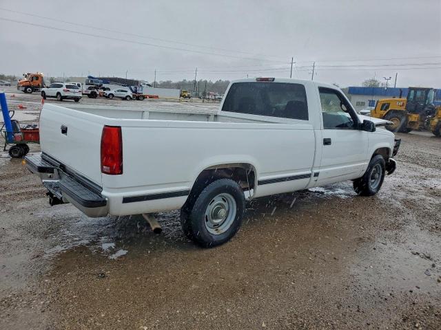 GMC Sierra C1500 Image 11