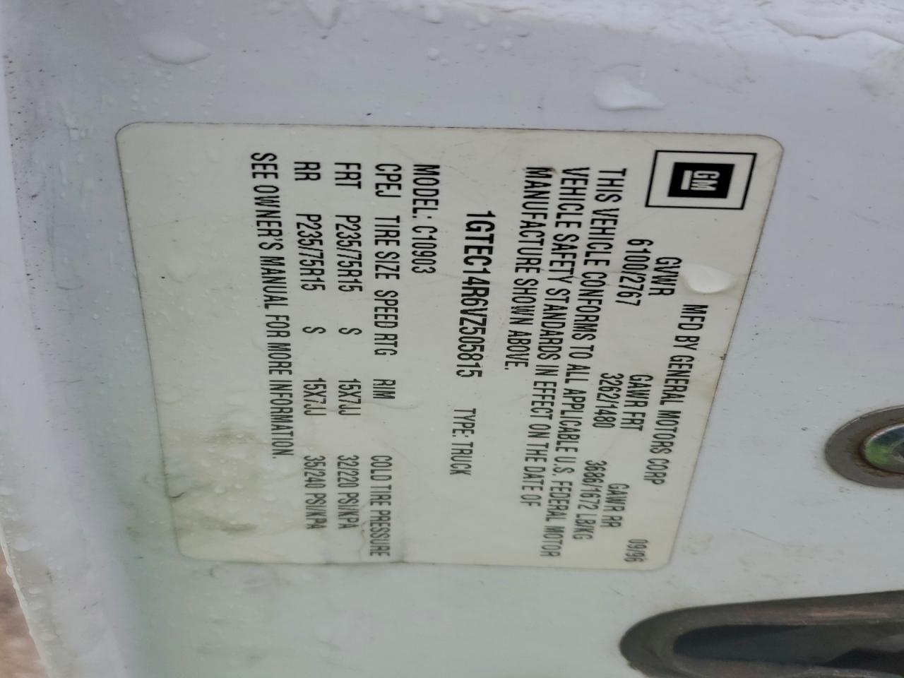 GMC Sierra C1500 Image 8