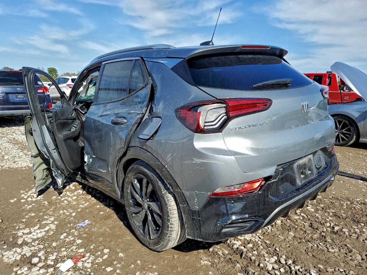 Buick Encore Sport Touring Image 6