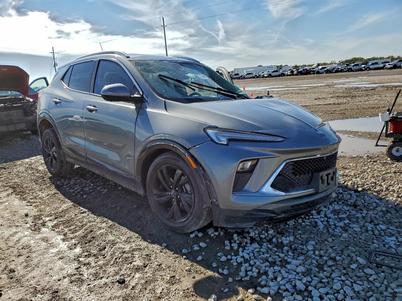 Buick Encore Sport Touring Image 3