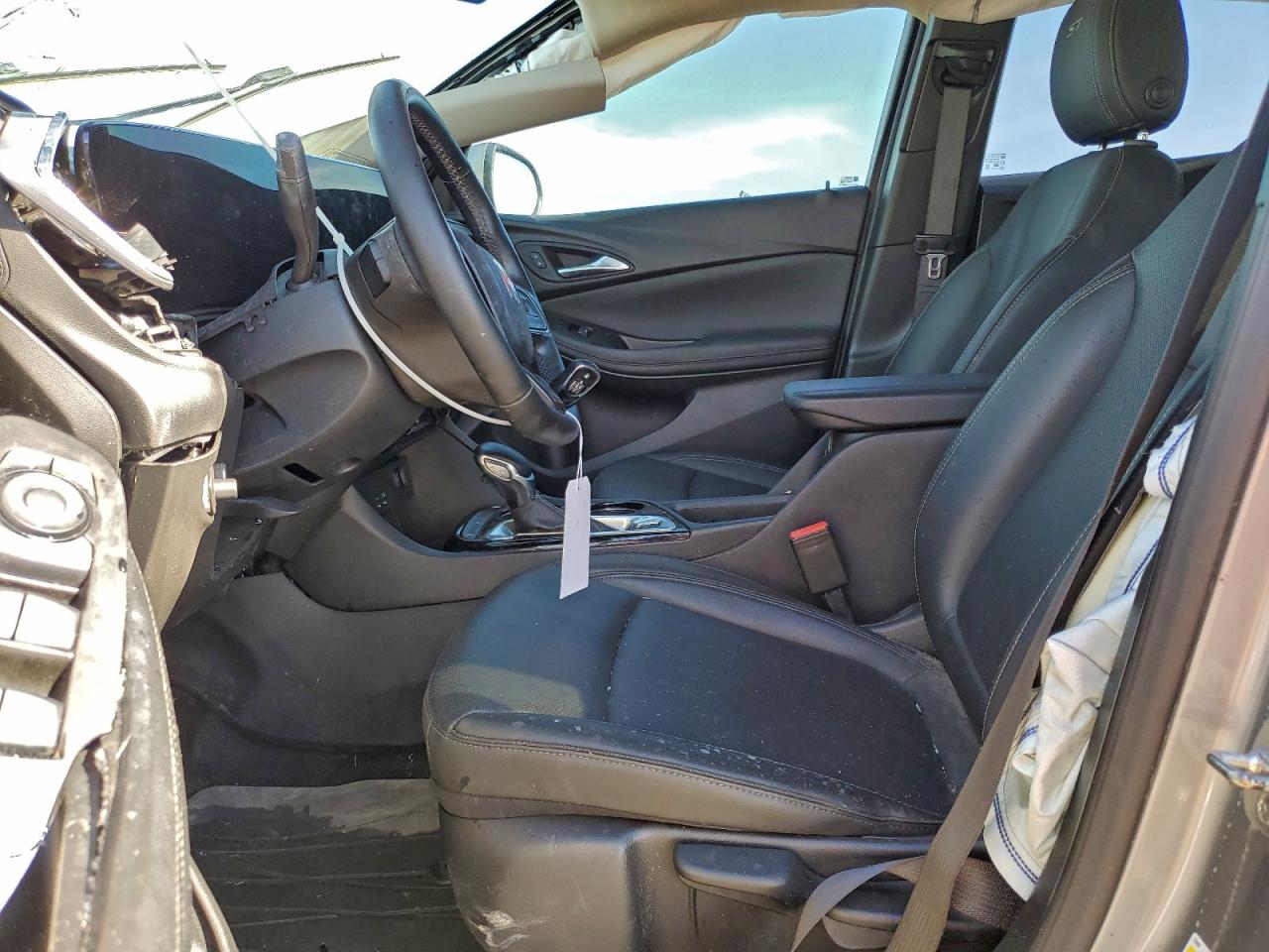 Buick Encore Sport Touring Image 10