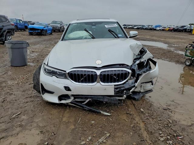 BMW 3 Series Image 6