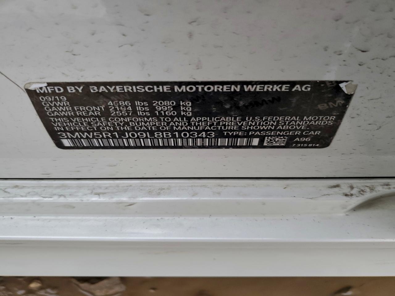 BMW 3 Series Image 10