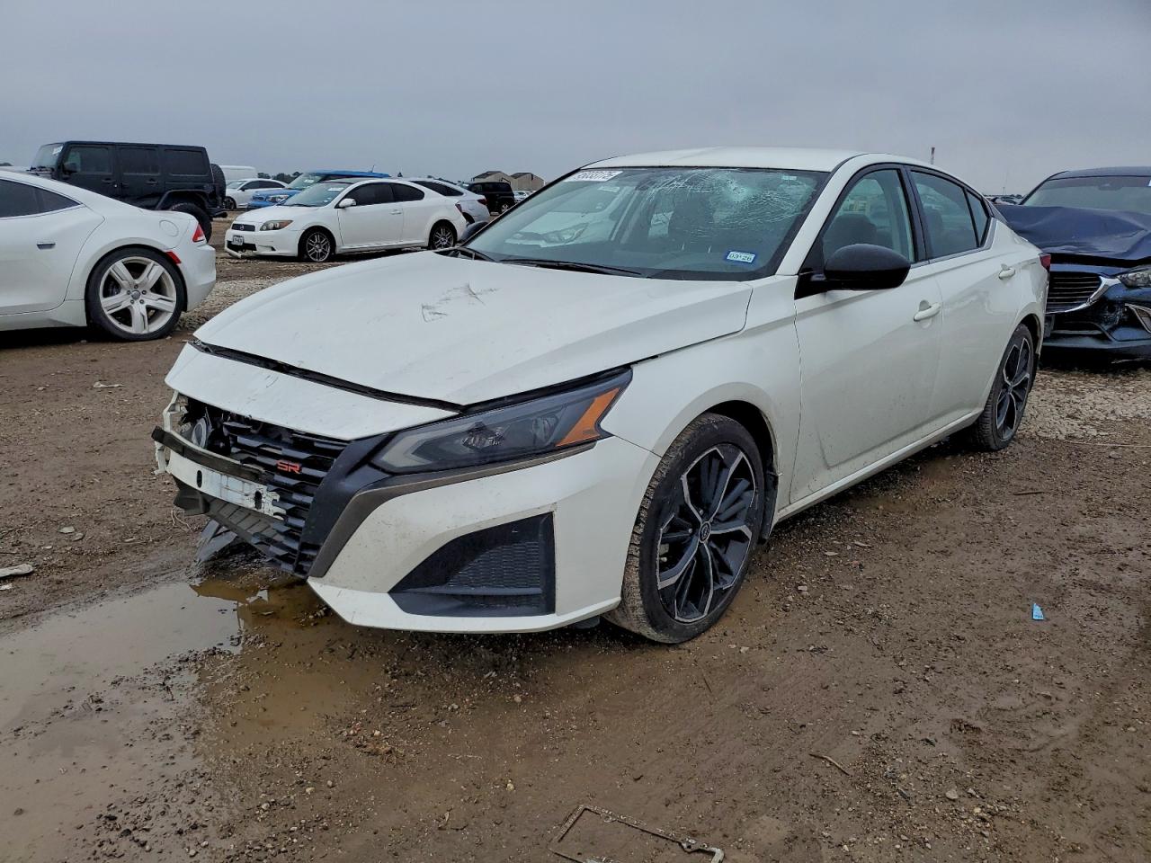 Nissan Altima Sr Image 1