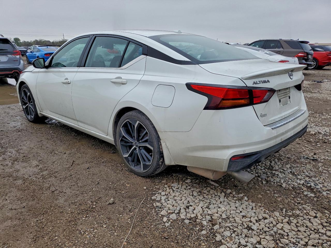 Nissan Altima Sr Image 3