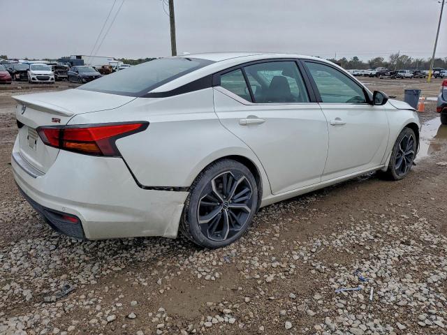 Nissan Altima Sr Image 5