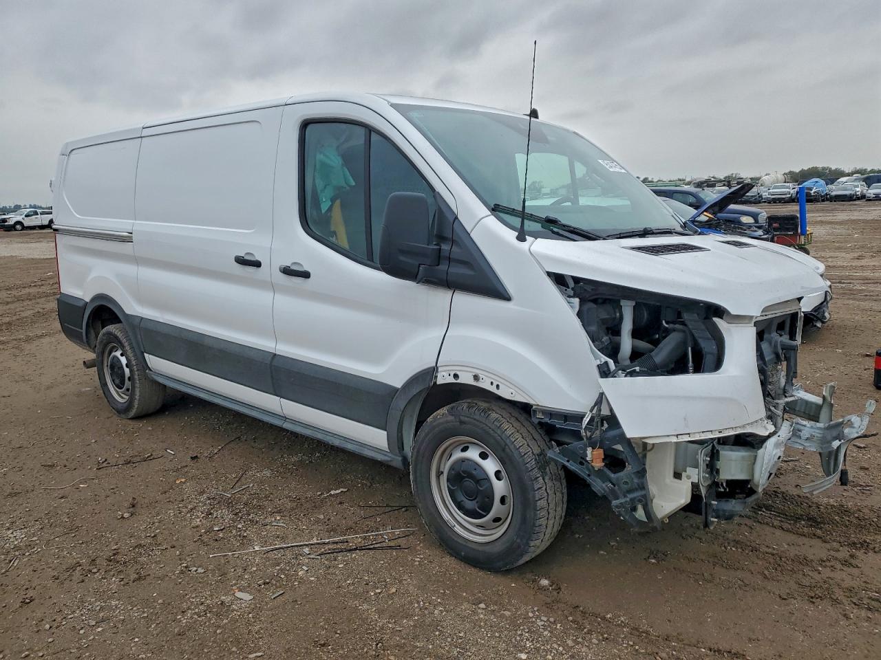 Ford Transit T-150 Image 12