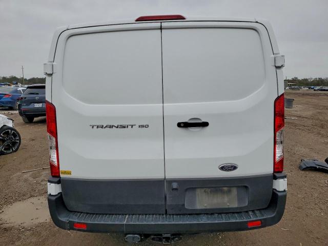 Ford Transit T-150 Image 4