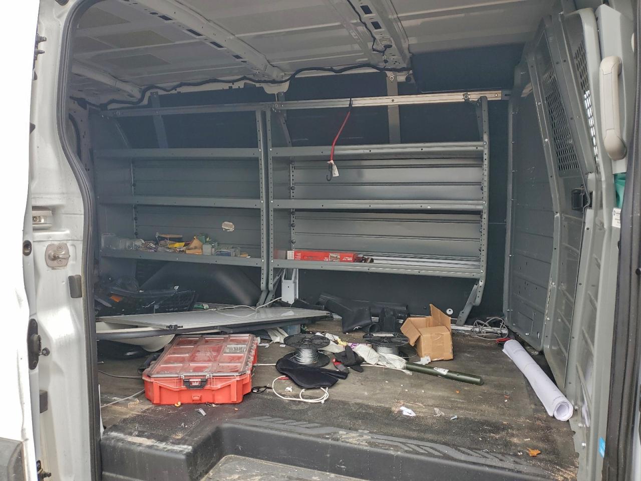 Ford Transit T-150 Image 6