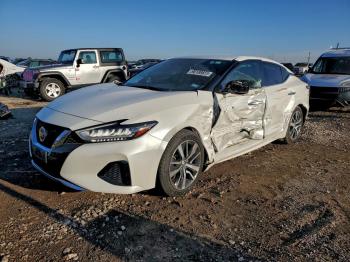  Salvage Nissan Maxima