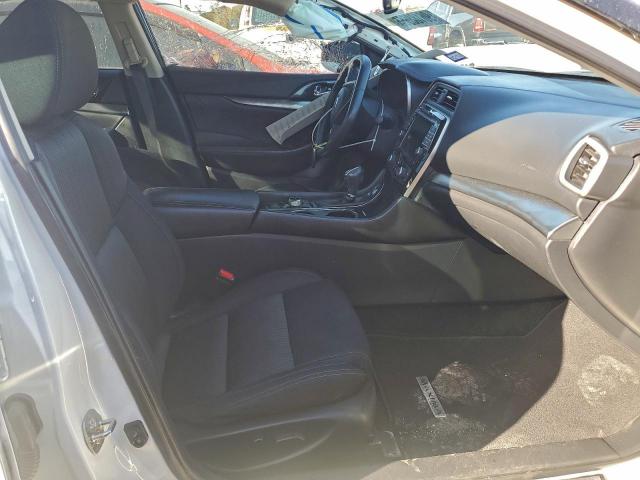 Nissan Maxima S Image 5