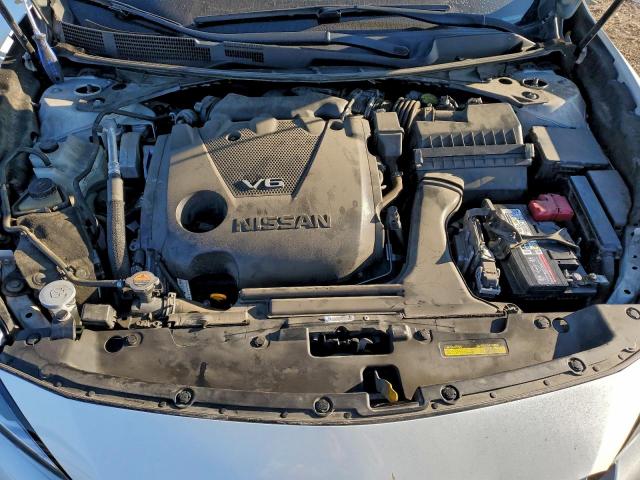 Nissan Maxima S Image 8