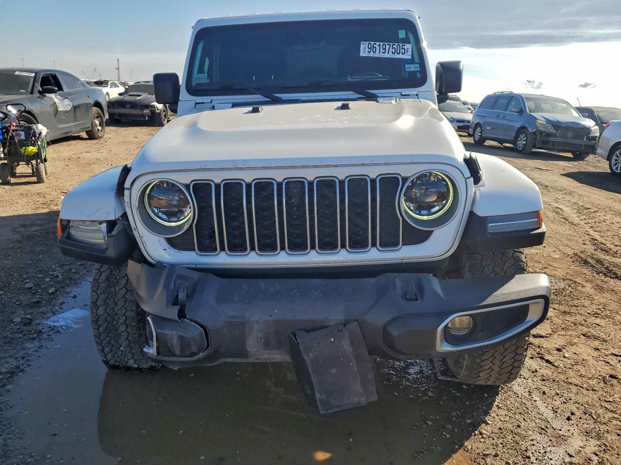 Jeep Wrangler Sahara Image 4