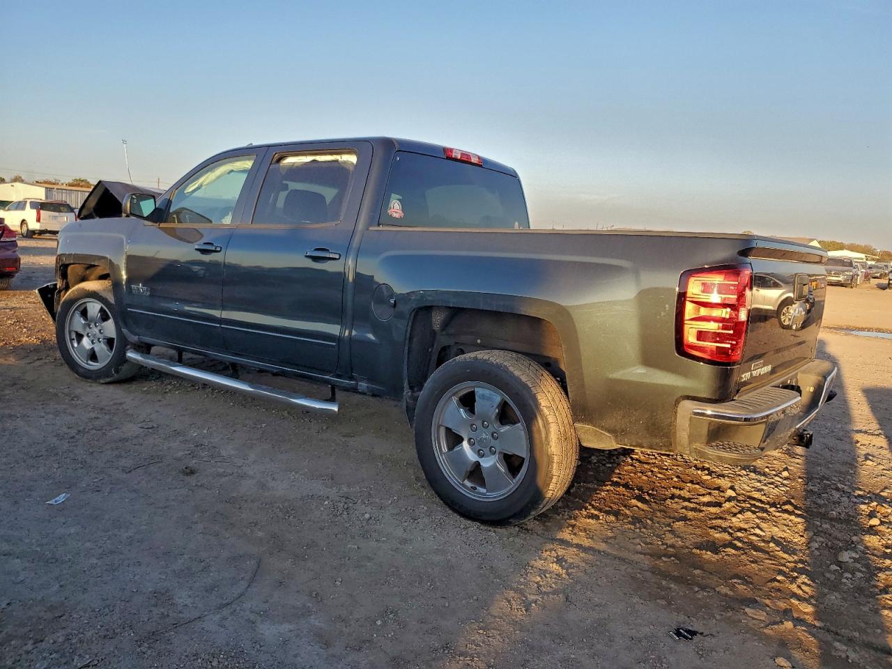 Chevrolet Silverado C1500 Lt Image 2