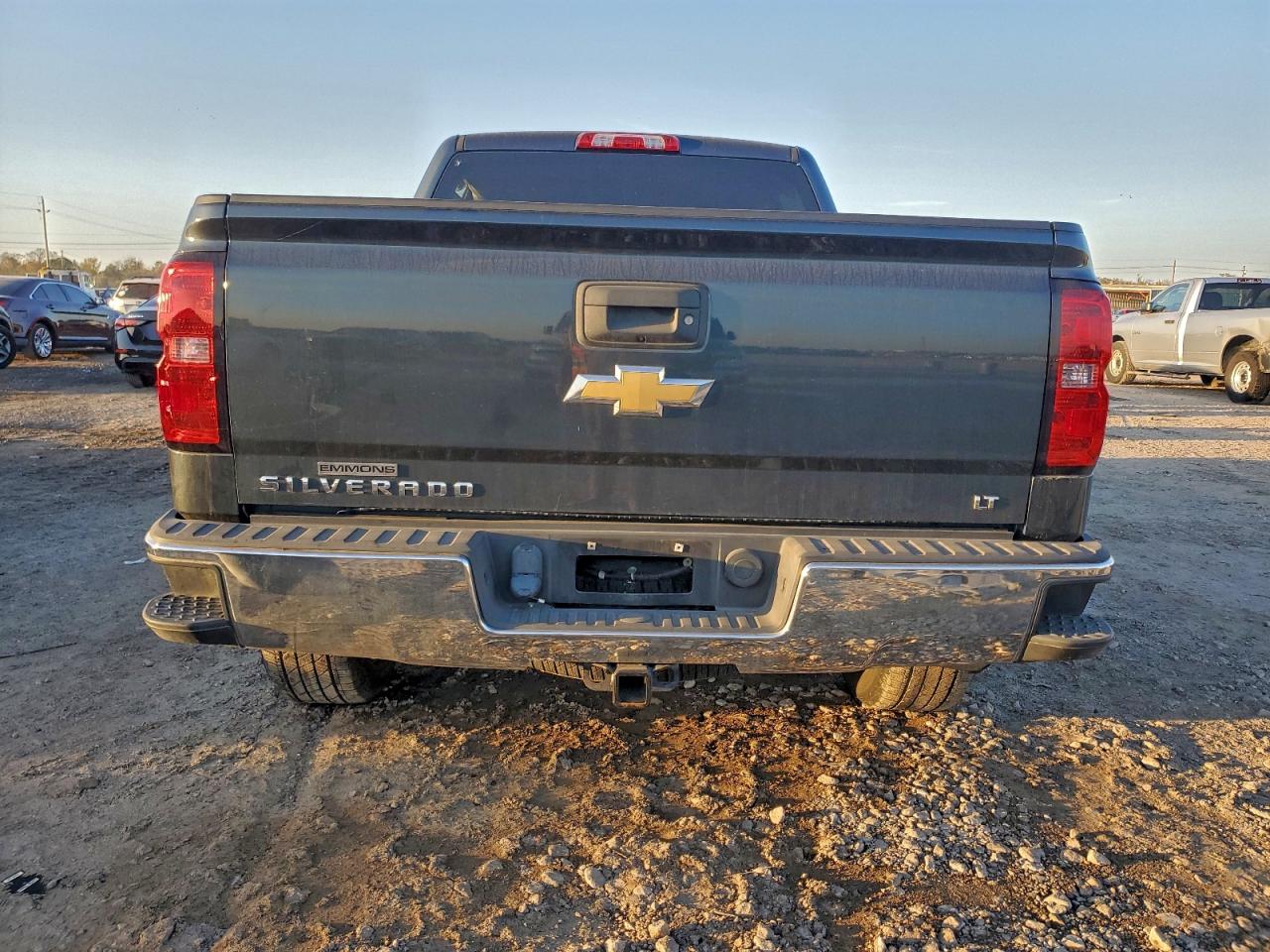 Chevrolet Silverado C1500 Lt Image 6