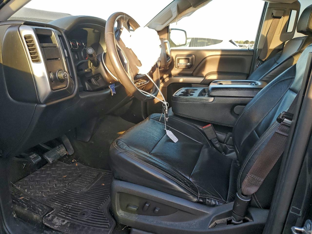 Chevrolet Silverado C1500 Lt Image 3