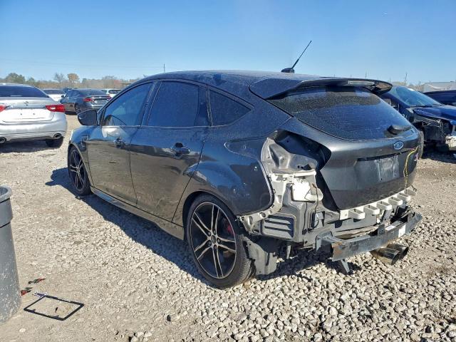 Ford Focus St Image 12