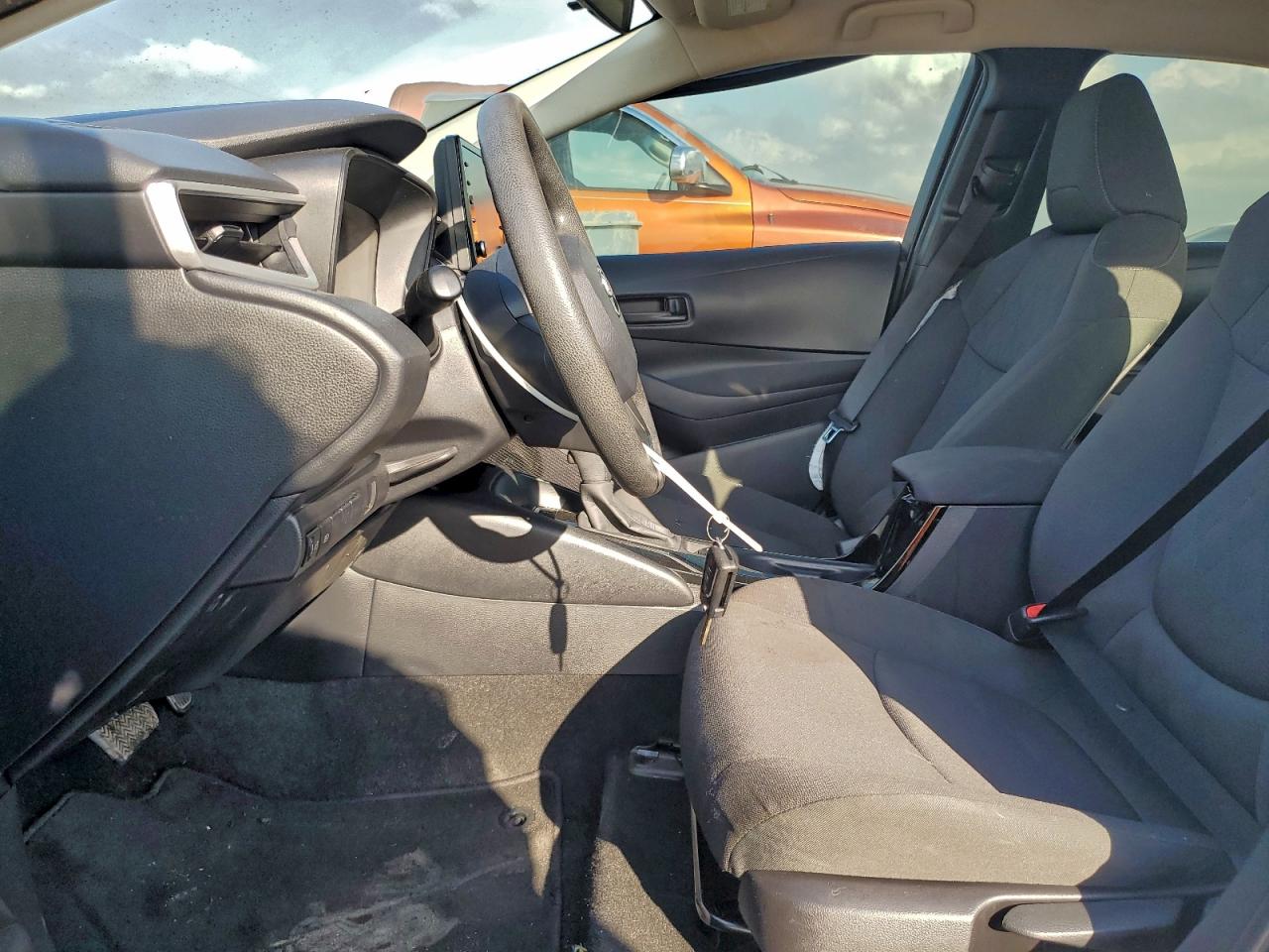 Toyota Corolla Le Image 3