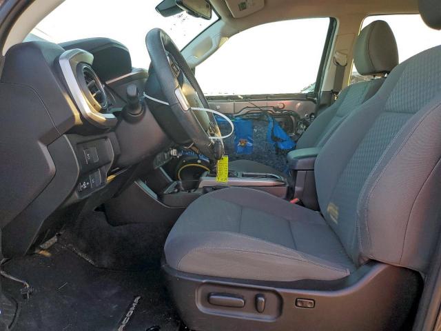 Toyota Tacoma Double Cab Image 6