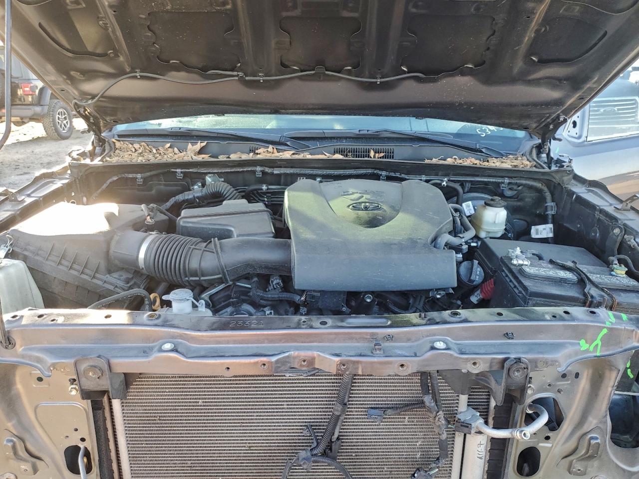 Toyota Tacoma Double Cab Image 13