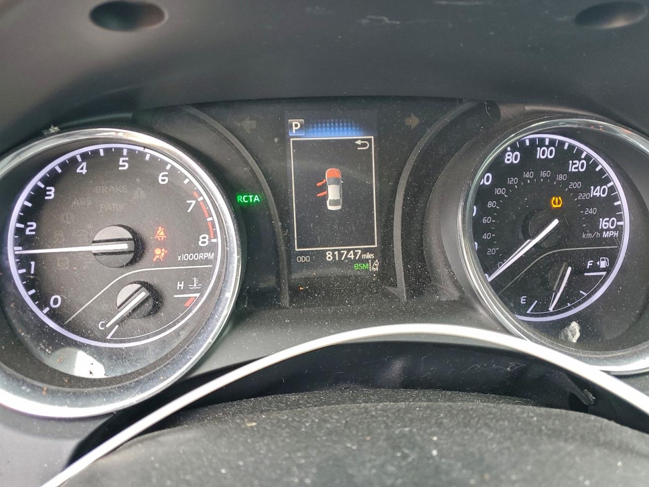 Toyota Camry Se Image 7