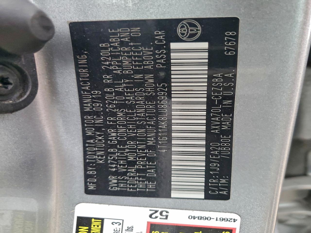 Toyota Camry Se Image 12