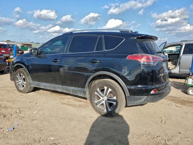 Toyota RAV4 Le Image 5