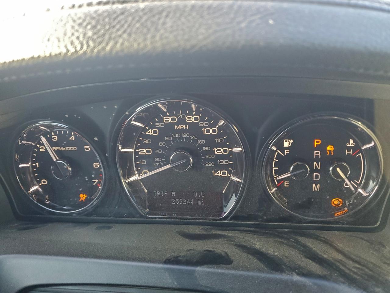 Lincoln MKS Image 12