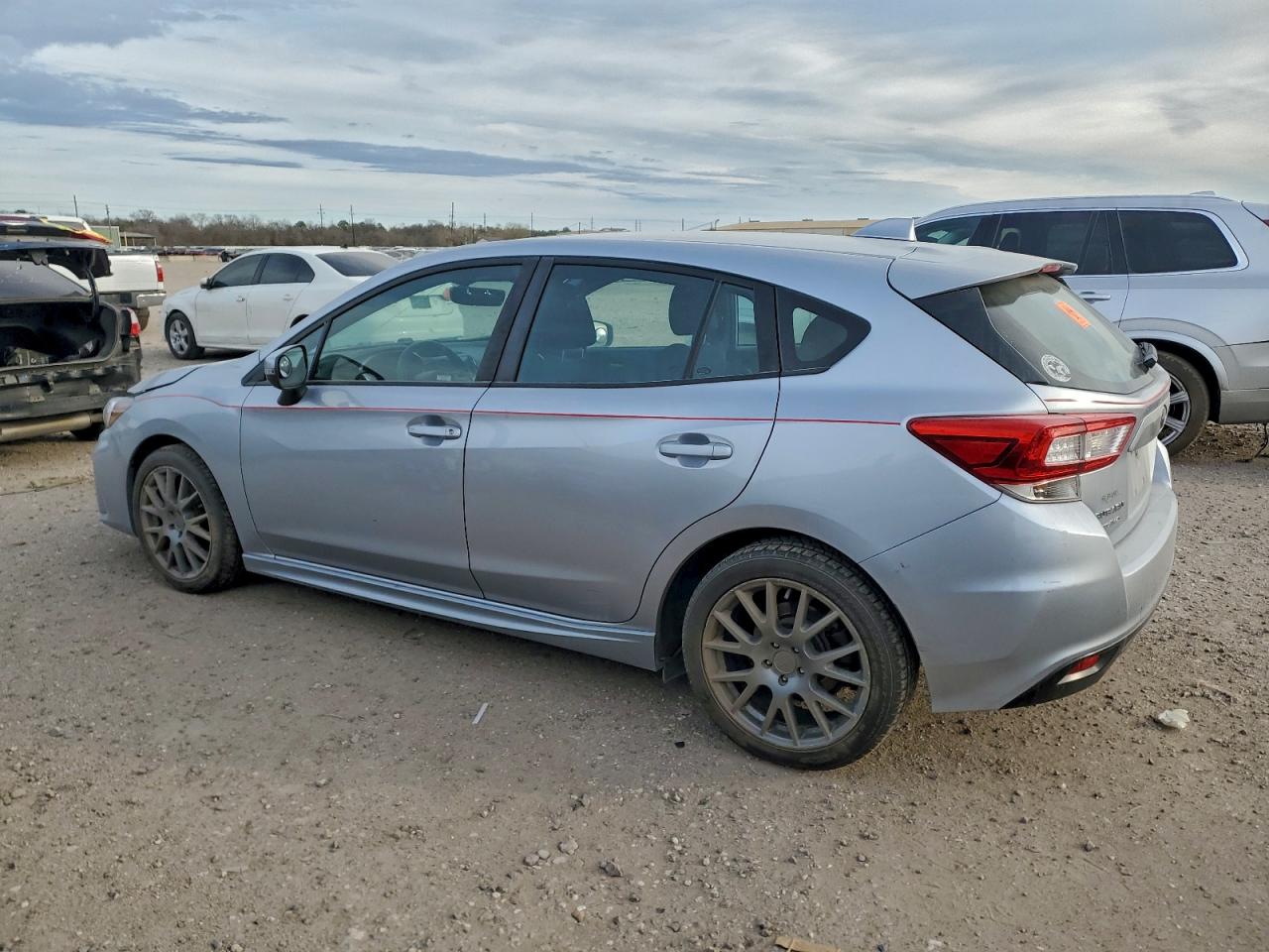 Subaru Impreza Sport Image 2
